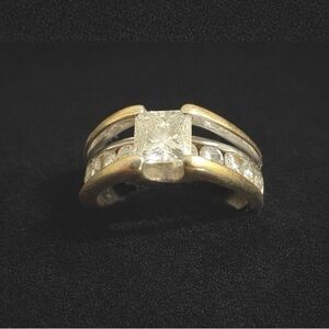 Princess-Cut Diamond Ring